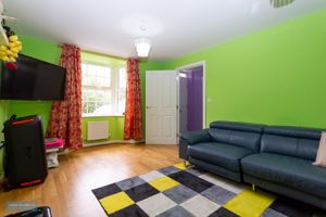 Sitting Room- click for photo gallery